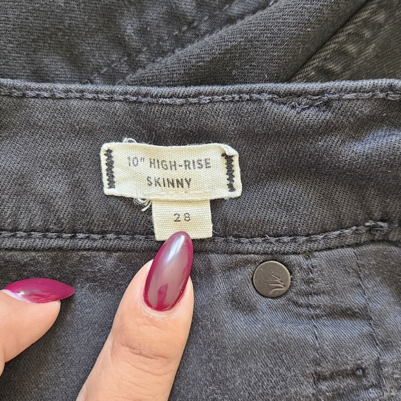 Madewell Black High-Rise Skinny Jeans - Picture 4 of 7